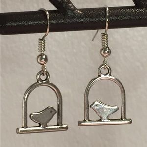 4/$15 ~ Silver Birdie on Swing Earring